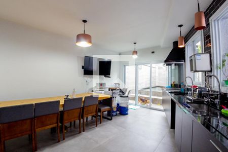 Casa à venda com 230m², 3 quartos e 4 vagasCozinha