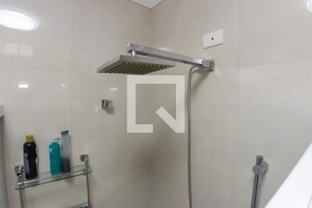 Casa à venda com 230m², 3 quartos e 4 vagasBanheiro da Suíte