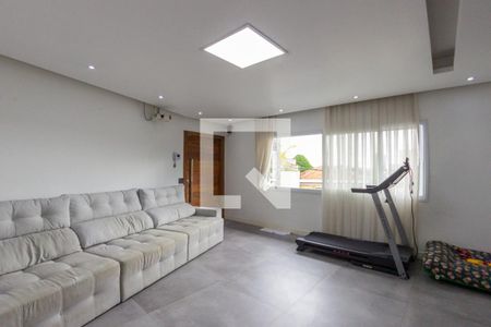 Sala de casa à venda com 3 quartos, 230m² em Parque São Domingos, São Paulo