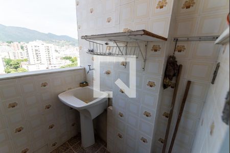 Apartamento à venda com 60m², 2 quartos e 1 vagaÁrea de Serviço