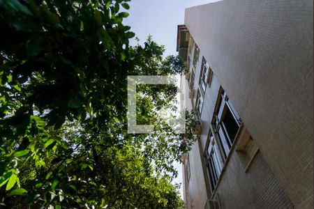 Apartamento à venda com 60m², 2 quartos e 1 vagaFachada