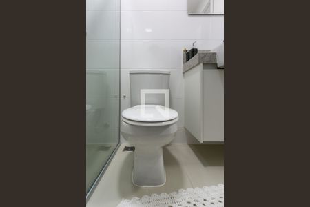 Banheiro da Suíte de apartamento para alugar com 2 quartos, 120m² em Santa Efigênia, Belo Horizonte