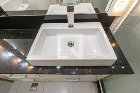 Apartamento para alugar com 67m², 2 quartos e 1 vaga Apartamento para alugar com 67m², 2 quartos e 1 vagaBanheiro do Quarto 2