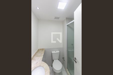 Apartamento para alugar com 67m², 2 quartos e 1 vaga Apartamento para alugar com 67m², 2 quartos e 1 vagaBanheiro