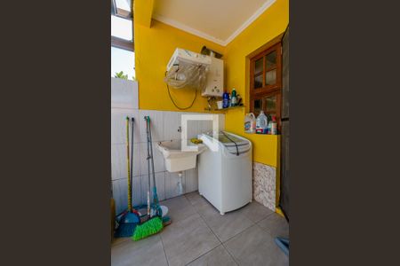 Casa à venda com 82m², 2 quartos e 2 vagas Casa à venda com 82m², 2 quartos e 2 vagasÁrea de Serviço