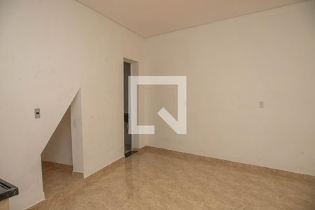 Casa à venda com 492m², 4 quartos e 2 vagas Casa à venda com 492m², 4 quartos e 2 vagasCasa 2 - quarto / cozinha
