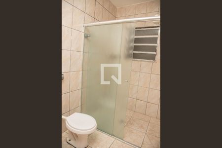 Casa à venda com 492m², 4 quartos e 2 vagas Casa à venda com 492m², 4 quartos e 2 vagasBanheiro social