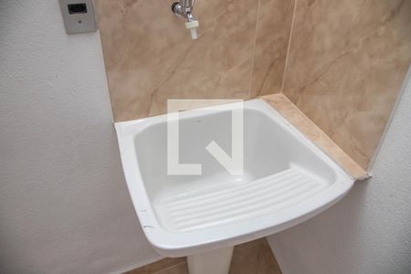 Casa à venda com 492m², 4 quartos e 2 vagas Casa à venda com 492m², 4 quartos e 2 vagasCasa 2 - área de serviço