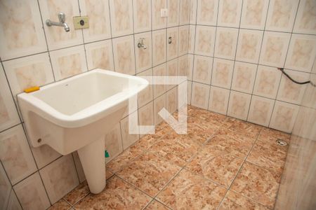 Casa à venda com 492m², 4 quartos e 2 vagas Casa à venda com 492m², 4 quartos e 2 vagasÁrea de serviço