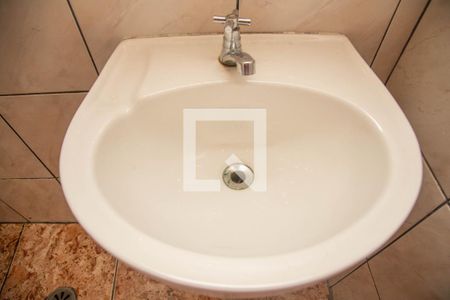 Casa à venda com 492m², 4 quartos e 2 vagas Casa à venda com 492m², 4 quartos e 2 vagasLavabo