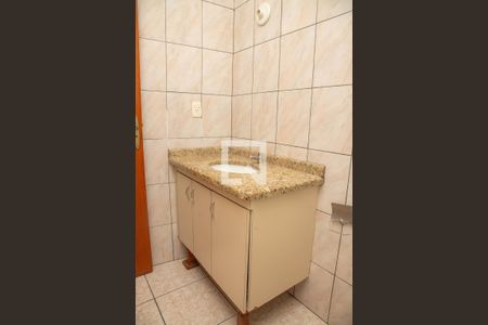 Casa à venda com 492m², 4 quartos e 2 vagas Casa à venda com 492m², 4 quartos e 2 vagasBanheiro social