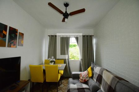 Sala de apartamento à venda com 3 quartos, 53m² em Irajá, Rio de Janeiro