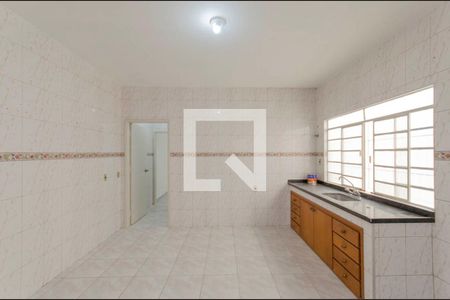 Casa à venda com 220m², 2 quartos e 2 vagasCozinha