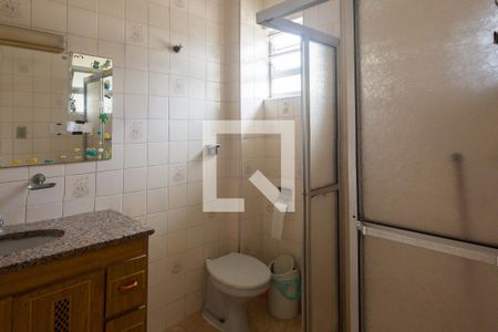 Banheiro de apartamento para alugar com 1 quarto, 51m² em Boqueirão, Praia Grande