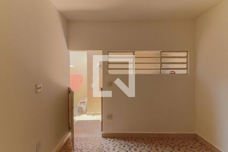 Casa à venda com 300m², 4 quartos e 3 vagas Casa à venda com 300m², 4 quartos e 3 vagasLavanderia