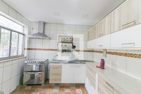 Casa à venda com 300m², 4 quartos e 3 vagas Casa à venda com 300m², 4 quartos e 3 vagasCozinha