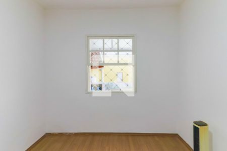 Casa à venda com 300m², 4 quartos e 3 vagas Casa à venda com 300m², 4 quartos e 3 vagasSuite 1