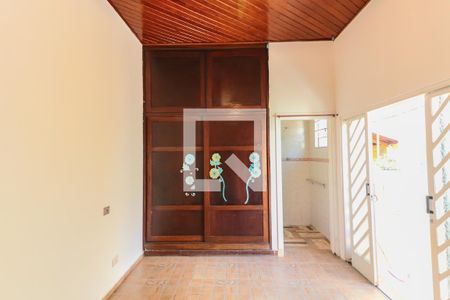 Casa à venda com 300m², 4 quartos e 3 vagas Casa à venda com 300m², 4 quartos e 3 vagasSuite 3