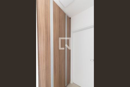 Apartamento à venda com 39m², 1 quarto e 1 vaga Apartamento à venda com 39m², 1 quarto e 1 vagaCorredor - Armário