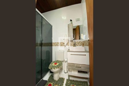 Casa de condomínio à venda com 130m², 3 quartos e 2 vagasBanheiro