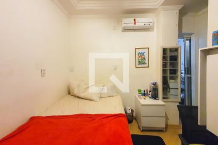 Casa à venda com 170m², 4 quartos e 4 vagas Casa à venda com 170m², 4 quartos e 4 vagasQuarto 2 - suite