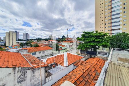 Casa à venda com 170m², 4 quartos e 4 vagas Casa à venda com 170m², 4 quartos e 4 vagasTerraço