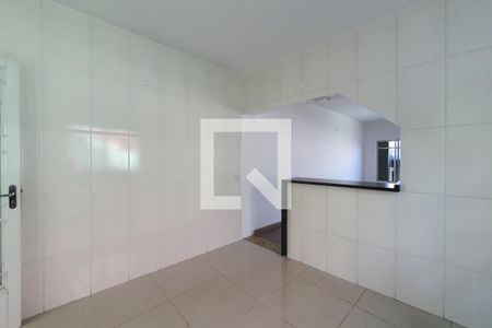 Casa à venda com 120m², 3 quartos e 2 vagas Casa à venda com 120m², 3 quartos e 2 vagasCozinha