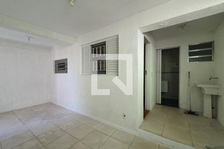 Casa à venda com 120m², 3 quartos e 2 vagas Casa à venda com 120m², 3 quartos e 2 vagasÁrea de serviço