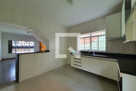 Casa à venda com 120m², 3 quartos e 2 vagas Casa à venda com 120m², 3 quartos e 2 vagasCozinha