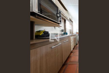 Casa à venda com 350m², 5 quartos e 1 vaga Casa à venda com 350m², 5 quartos e 1 vagaCozinha - Armários