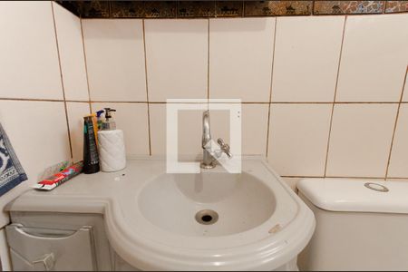 Casa à venda com 350m², 5 quartos e 1 vaga Casa à venda com 350m², 5 quartos e 1 vagaBanheiro