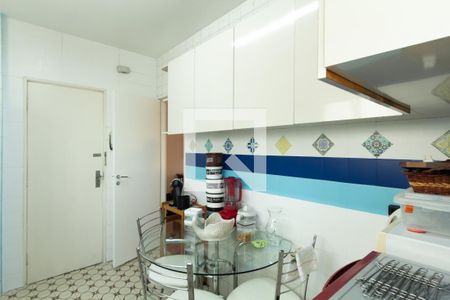 Apartamento para alugar com 76m², 2 quartos e 1 vagaCozinha