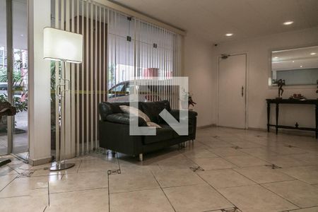 Apartamento para alugar com 76m², 2 quartos e 1 vagaHall social