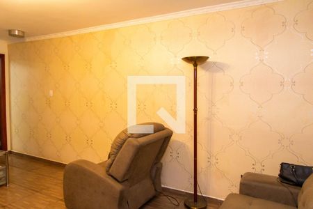 Casa à venda com 172m², 4 quartos e 2 vagas Casa à venda com 172m², 4 quartos e 2 vagasSala