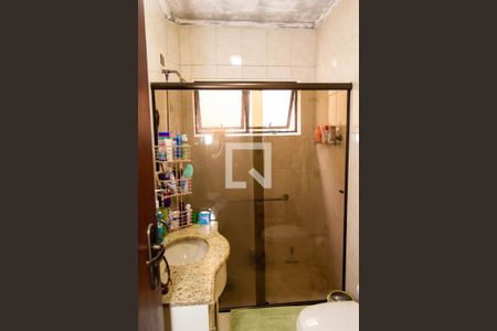 Casa à venda com 172m², 4 quartos e 2 vagas Casa à venda com 172m², 4 quartos e 2 vagasBanheiro