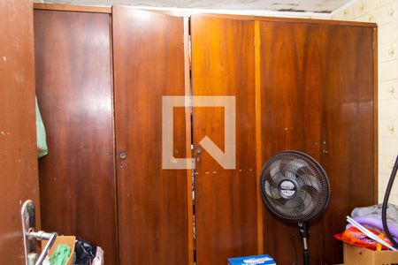 Casa à venda com 172m², 4 quartos e 2 vagas Casa à venda com 172m², 4 quartos e 2 vagasQuarto de Serviço