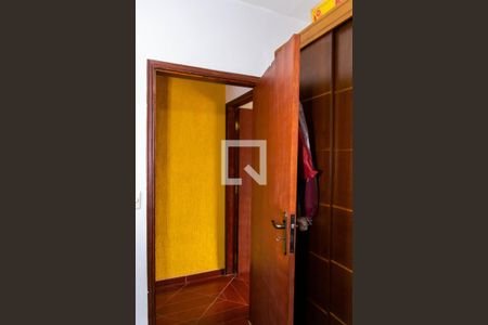 Casa à venda com 172m², 4 quartos e 2 vagas Casa à venda com 172m², 4 quartos e 2 vagasQuarto 1