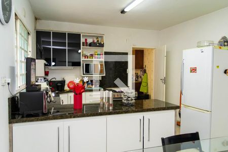 Casa à venda com 172m², 4 quartos e 2 vagas Casa à venda com 172m², 4 quartos e 2 vagasCopa e Cozinha