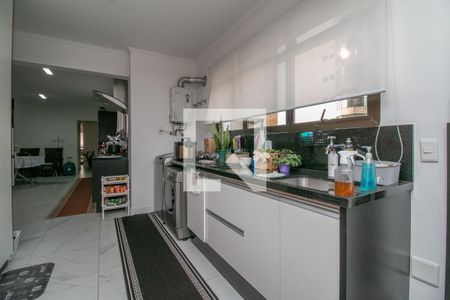 Apartamento à venda com 186m², 4 quartos e 2 vagasCozinha