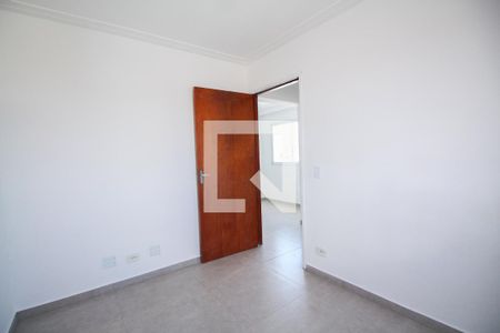 Apartamento à venda com 43m², 2 quartos e 1 vagaQuarto 2