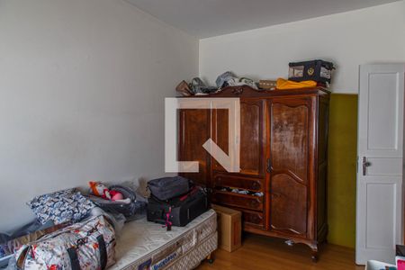 Casa à venda com 240m², 3 quartos e 8 vagasQuarto 2