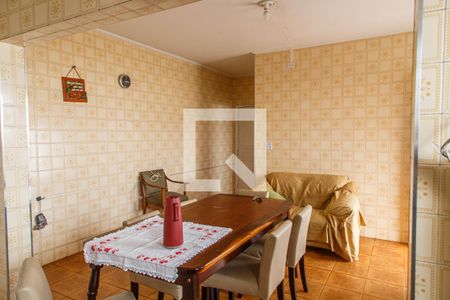 Casa à venda com 240m², 3 quartos e 8 vagasCozinha