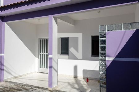 Casa para alugar com 70m², 2 quartos e 2 vagasQuintal