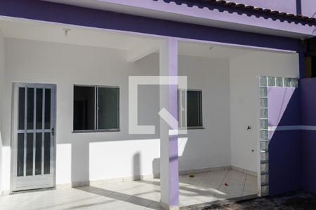 Casa para alugar com 70m², 2 quartos e 2 vagasQuintal