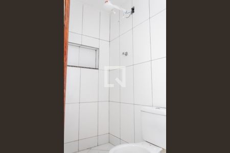 Casa para alugar com 70m², 2 quartos e 2 vagasBanheiro