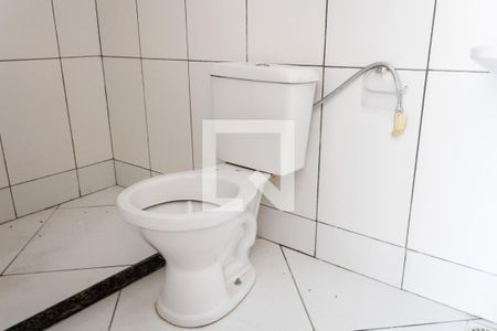 Casa para alugar com 70m², 2 quartos e 2 vagasBanheiro