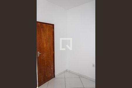 Casa para alugar com 70m², 2 quartos e 2 vagasQuarto 2