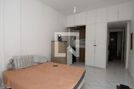 Sala/Cozinha de kitnet/studio para alugar com 1 quarto, 25m² em Copacabana, Rio de Janeiro