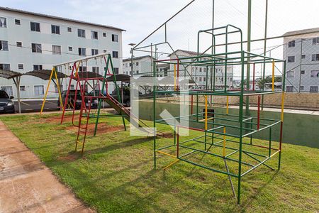 Apartamento para alugar com 48m², 2 quartos e 1 vaga Apartamento para alugar com 48m², 2 quartos e 1 vagaÁrea Comum - Playground