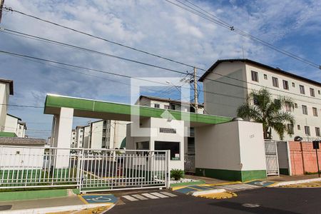 Apartamento para alugar com 48m², 2 quartos e 1 vaga Apartamento para alugar com 48m², 2 quartos e 1 vagaFachada